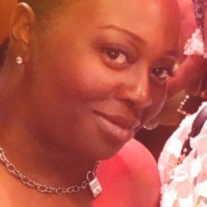 Meet your Posher, Derika